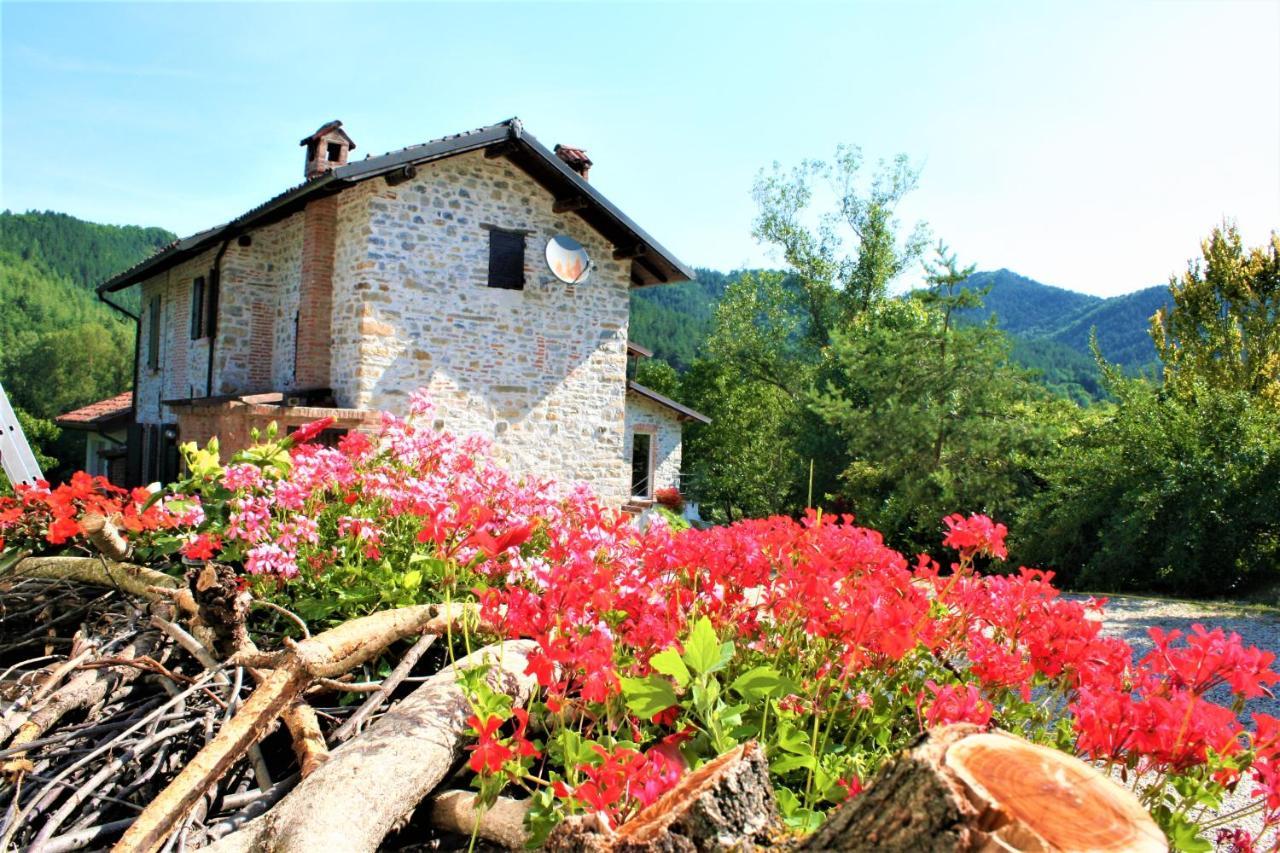 Agriturismo Malvista Villa San Sebastiano Curone Eksteriør billede